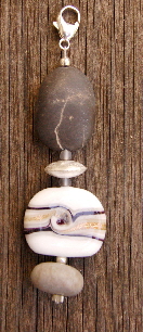 Anhnger wei Glimmer